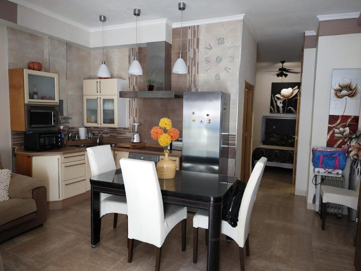 Carihuela La Luna Sun & Beach Apartment Torremolinos Ngoại thất bức ảnh